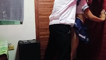Nababakla Ang Buong Bayan Sa Mainit Na Estudyanteng Pinay