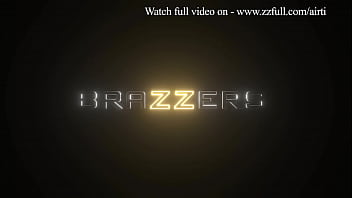 Angela White Dihajar Tiga Kontol Sekaligus Sampai Mengerang – Streaming Full Di Zzfull.com