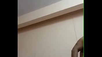 Pembantu Desi Yang Menggoda