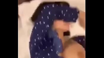 Wanita Tiongkok Yang Haus Digituin