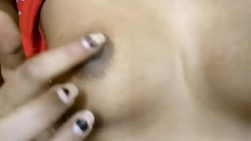 Main-main Payudara Pacar Desi Yang Seksi