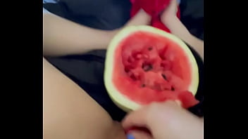 Melon Manis Menggandakan Orgasme Perempuan – Video Panjang Arab 2025 – Amatir Saudi Terbaik – Putih Salju Arab Gila Masturbasi – Fetish Makanan Ekstrem – Buah Di Memek Remaja Ketat – Cewek Los Angeles Usa