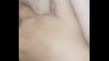 Gadis Panas Selingkuh Saat Suami Kerja, Adegan Mesra Di Ranjang