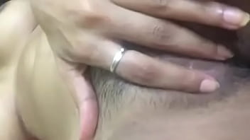 Aksi Desi Tersembunyi Yang Menggoda