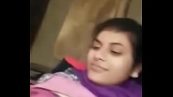 Pasangan Desi Dan Cowoknya Bercinta Liar Di Dalam Kelas