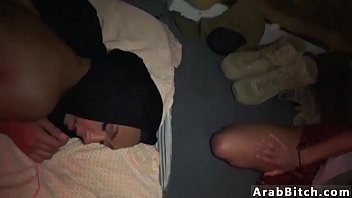 Rumah Pelacuran Afgan Penuh Dengan Adegan Anal Arab Yang Panas Dan Menggairahkan