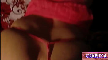 Desi Bibi Montok Payudara Besar Bikin Tuan Rumah Gila Nafsu