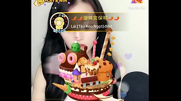 Gadis Asia Menggoda Di Uplive, Aksi Panas Langsung Di Depan Kamera