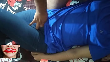 Adik Dan Kakak Tiri Bercinta Ganas Saat Keluarga Sedang Di Luar Kamar