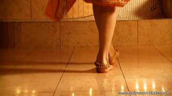 Gairah Membara Desi Di Ranjang Bollywood