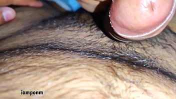 Kekasih India Yang Panas Memberikan Blowjob Liar Dalam Video Homemade Berbahasa Hindi