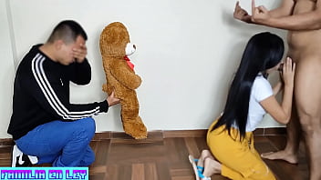 Novia Nakal Ngentot Sama Sahabat Pacarnya Di Depan Si Bodoh Yang Cuma Bisa Nontin