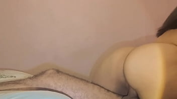 صوت النجسة وهي تتلذذ من طيزها اسمع نسوان الشعبية