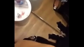 Kamar Ganti Uniqlo Sanlitun Yang Bikin Bergairah