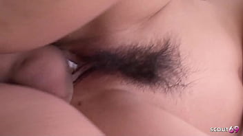 Pemerkosaan Casting Jav Tanpa Sensor: Petite Jepang Perawan Dihamili Wajah Pertama Oleh Pria Tua Tak Dikenal