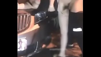 Gadis China Mesum Digilir Di Pinggir Jalan