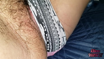 Gadis Desi Nakal Pertama Kali, Merangsangnya Dengan Film Porno Suara Hindi Yang Jelas