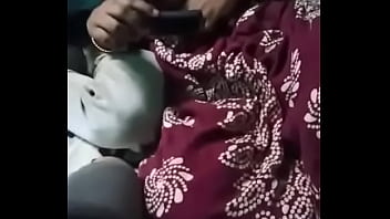 Tiga Orang Mesum: Istriku Dihardiki Lelaki Lain Di Depan Mataku