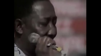 Menggila Di Lumpur: Kenangan Panas Dari Panggung 1974