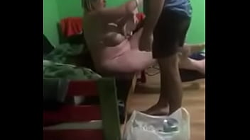 Gadis India Yang Menggoda Dengan Lekuk Tubuh Mempesona