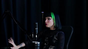 Dihujat Karena Bisnis Bokep, Dipanggil Kepala Sekolah Gara-gara Video Mesum Bocor, Hilangnya Keperawanan Di Ranjang Ibunya Sendiri – Kisah Panas Carol Rhcp (sheer/red)
