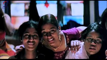 Gadis Nakal Nonton Mms – Adegan Panas – Zehreeli Nagin [2012] – Dub Hindi