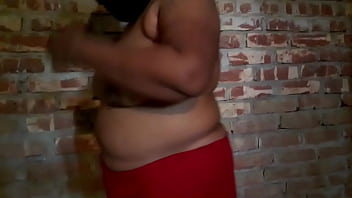 Ibu Tiri Tercinta Dalam Balutan Sari Yang Menggoda