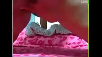 Adik Tiriku Muncrat Deras – Tonton Aksi Basahnya Di Squirtshow.live