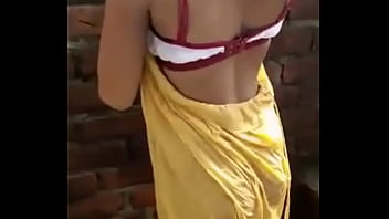 Video Mandi Bhabhi Desi Yang Menggoda