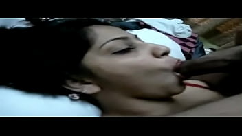 Ibu India Yang Menggoda