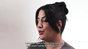 Sarah Arab Yang Montok Membuka Segalanya