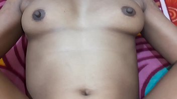 Ngentot Sama Ibu Tiri India Yang Seksi Saat Lockdown