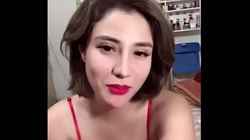 Em Gái Bigo Live Khoe Hàng Nóng Bỏng
