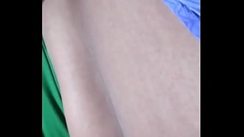 Pusar Tante Desi Yang Menggoda