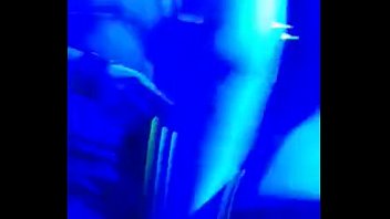 Gadis-gadis Seksi Menari Menggoda Di Klub Malam China