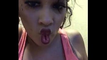 Ratu Lexxina, Si Mami Salvador Yang Menggoda: Live Streaming Tak Terlupakan 2017