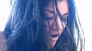 Gadis India Yang Bergairah Bermain Kotor Dan Meneguk Air Seni