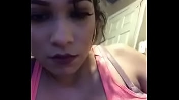Ratu Lexxina, Mami Salvador Yang Menggoda, Siaran Langsung Panas Tanpa Judul