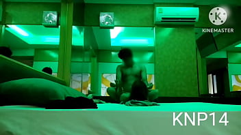 Ibu Thailand Mungil Dapat Jilatan Terbang Dan Creampie