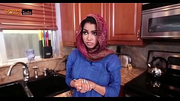 Arab Muslim Tampan Digoyang Ganas Oleh Pria Dalam Video Panas