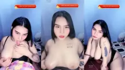 Angel99 Menggoda Dengan Lidah Di Ujung Payudaranya