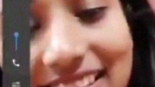 Gadis Punjab Yang Memamerkan Tubuhnya Demi Permintaan Pacar
