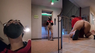 Gadis Tiktok Cantik Viral Menggoda Di Lorong Apartemen