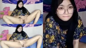 Hijab Menggoda 4k, Mengoceh Penuh Nafsu Saat Merangsang Diri