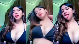 Putri Naya, Abg Montok Yang Menggoda Saat Berganti Bh