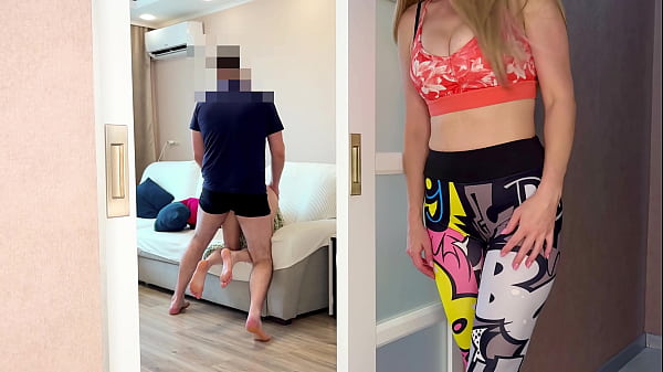 Saat Istriku Keluar, Aku Menggila Dengan Adik Perempuannya – Adegan Panas Amatir Rusia Dengan Obrolan Senggama Dan Subtitle Inggris