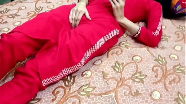Gadis Langsing Goyang Kontrakan, Film Panas Dengan Suara Hindi