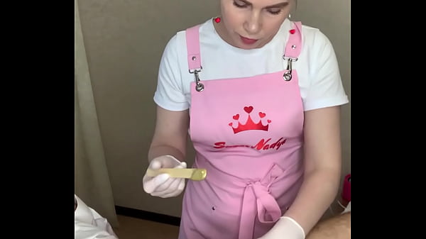 Mistress Sugarnadya Dari Rusia Tunjukkan Teknik Waxing Sensual Untuk Area Bikini Dalam Dan Alat Kelamin Pria