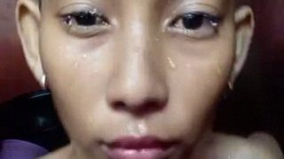 Gadis India Bertubuh Ramping Mengabadikan Momen Sensualnya Di Kamar Mandi