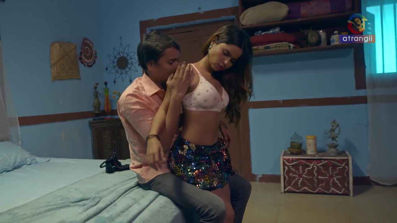 Rosy Bu, Aku Tak Tahan Inginmu Di Episode 10 Seri Panas Hindi 2024